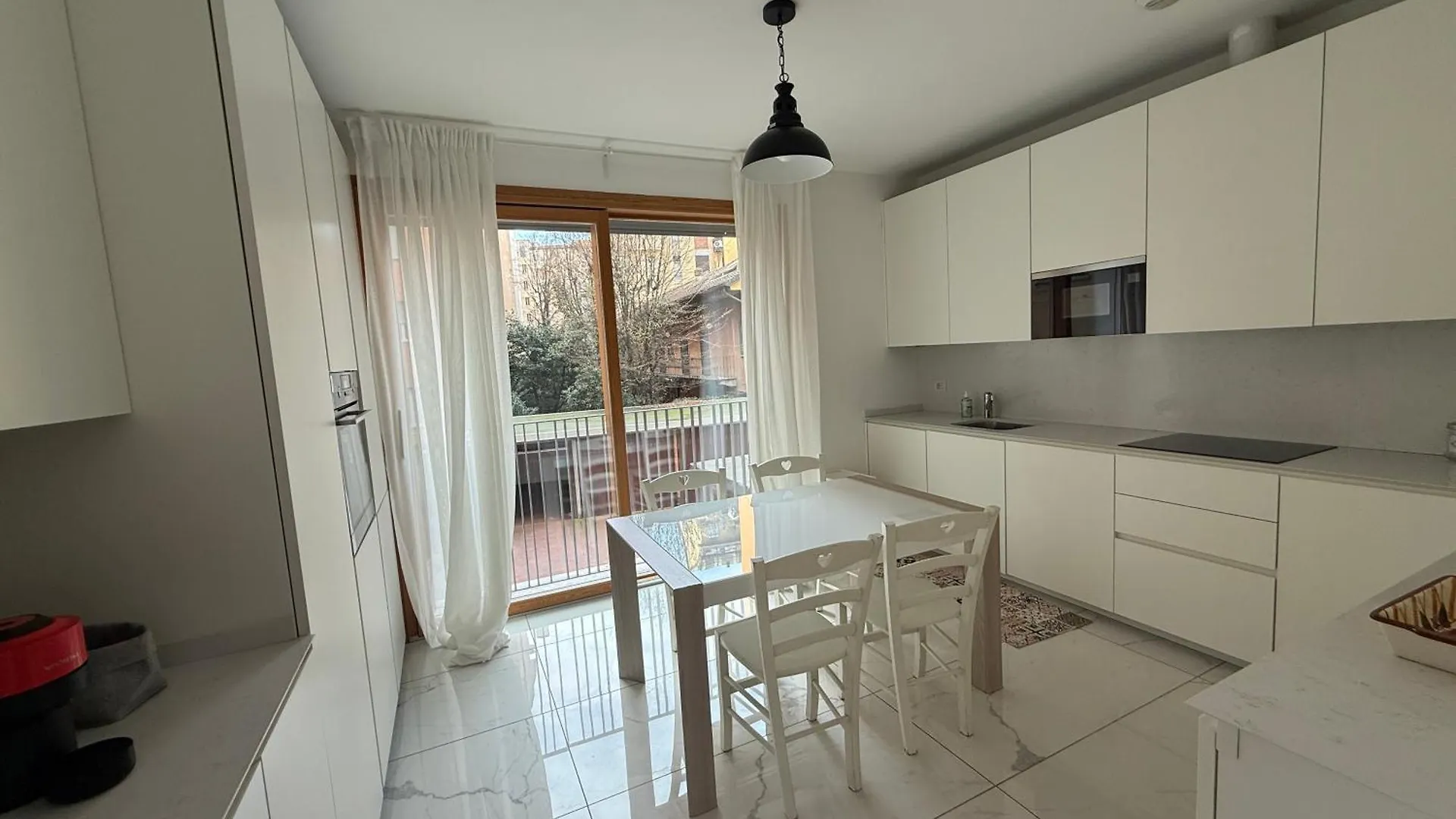3-Bedroom - Sleeps 7 - With Gym Milan
